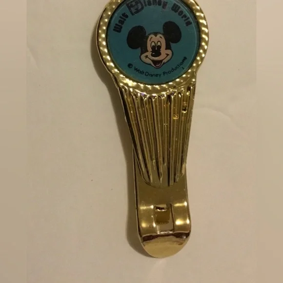 NWOT Walt Disney Bottle opener Box not included Made in USA - Picture 2 of 4